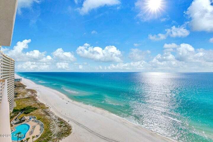 SUNRISE BEACH - Residential