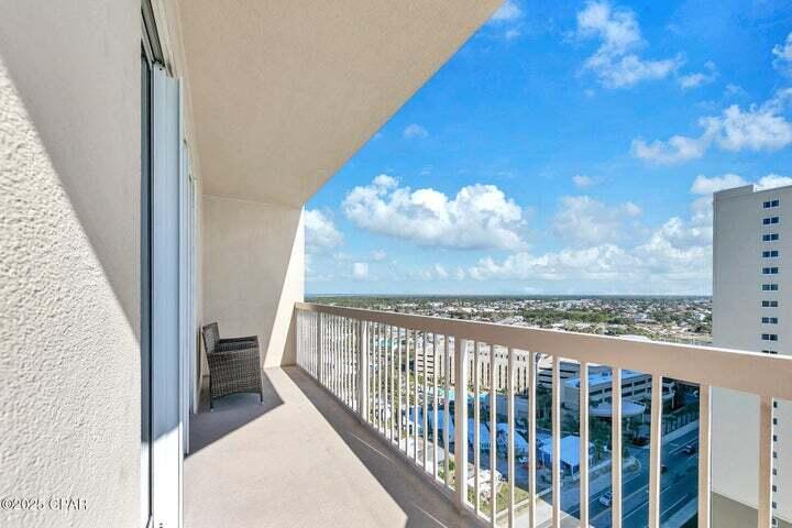 SUNRISE BEACH - Residential