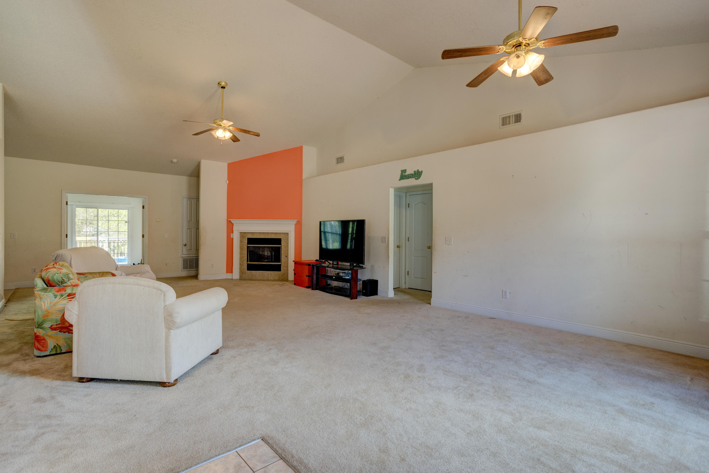 FOX VALLEY - Residential