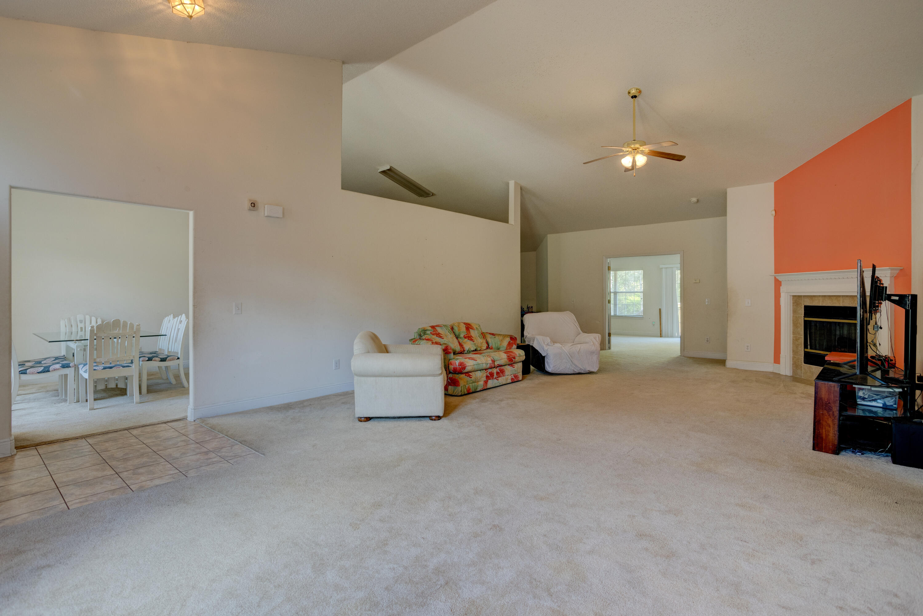 FOX VALLEY - Residential