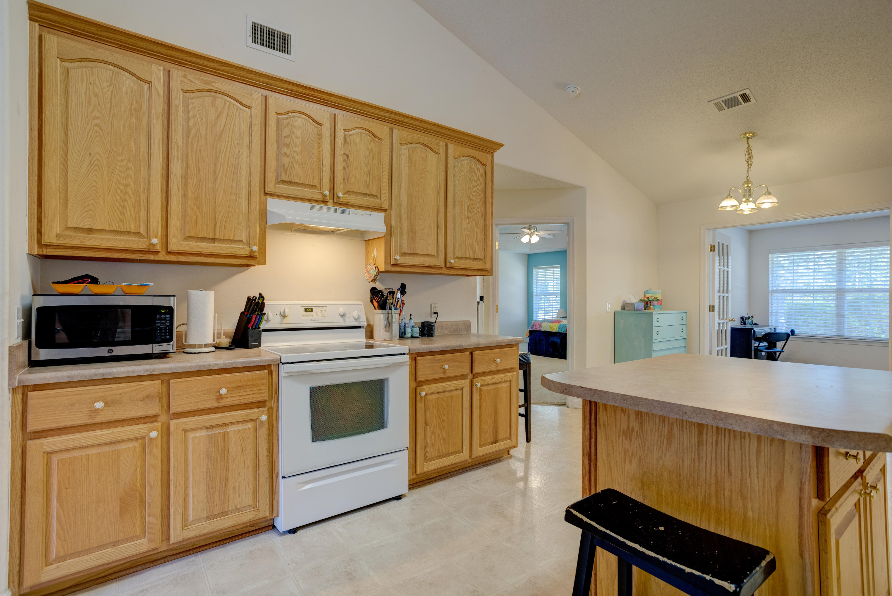 FOX VALLEY - Residential