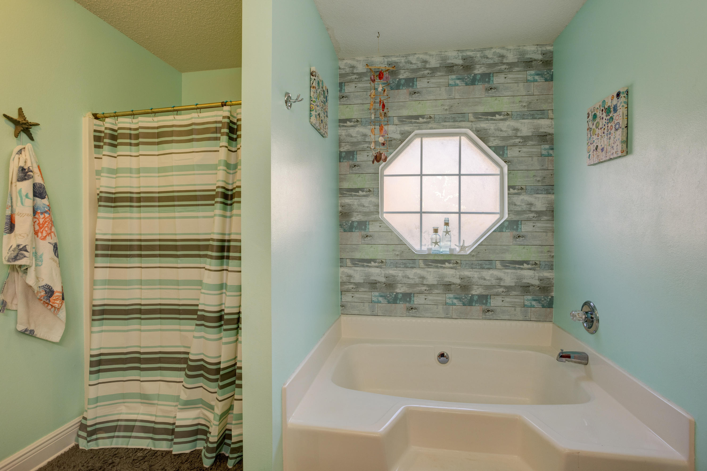 FOX VALLEY - Residential