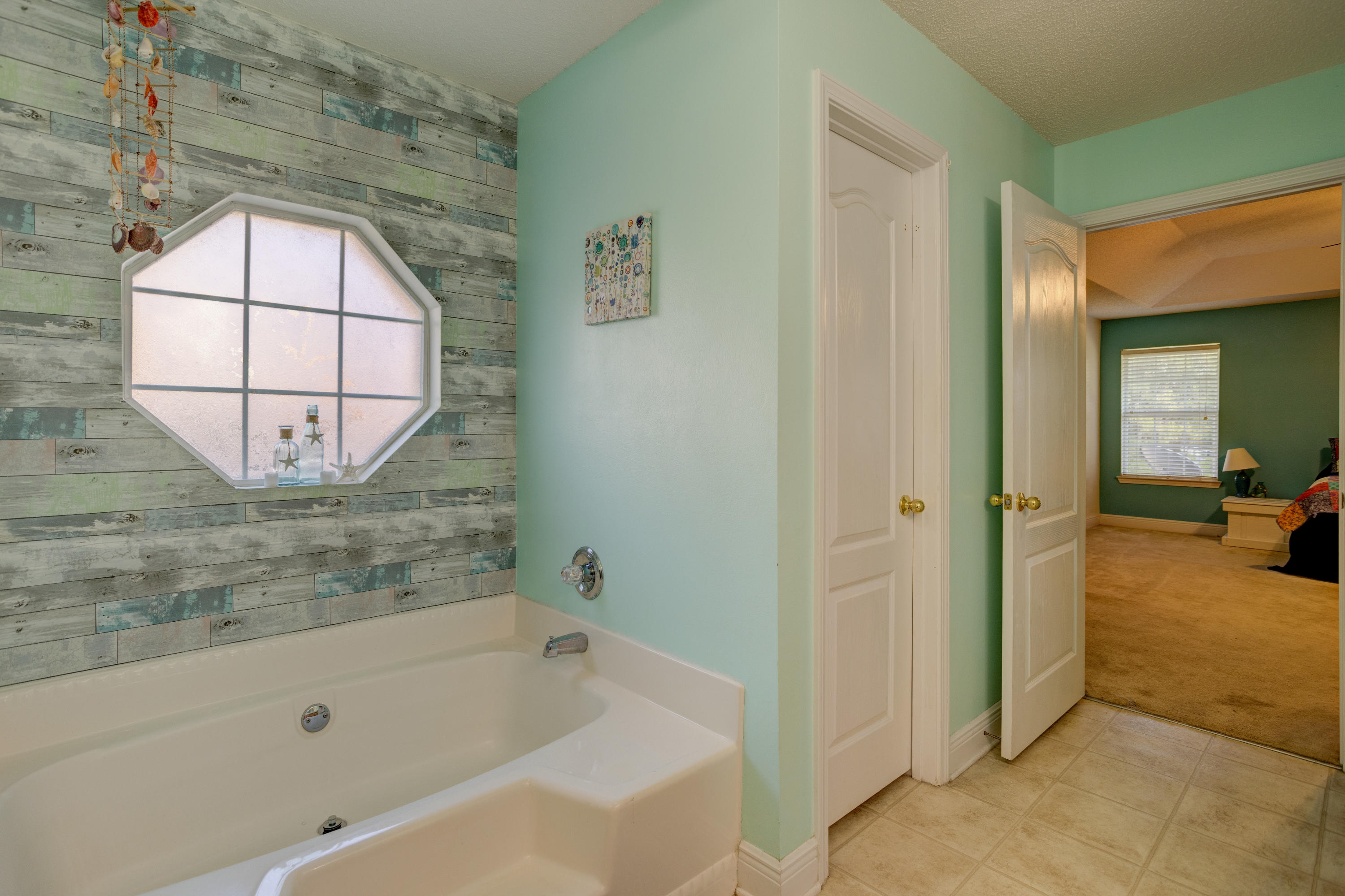 FOX VALLEY - Residential