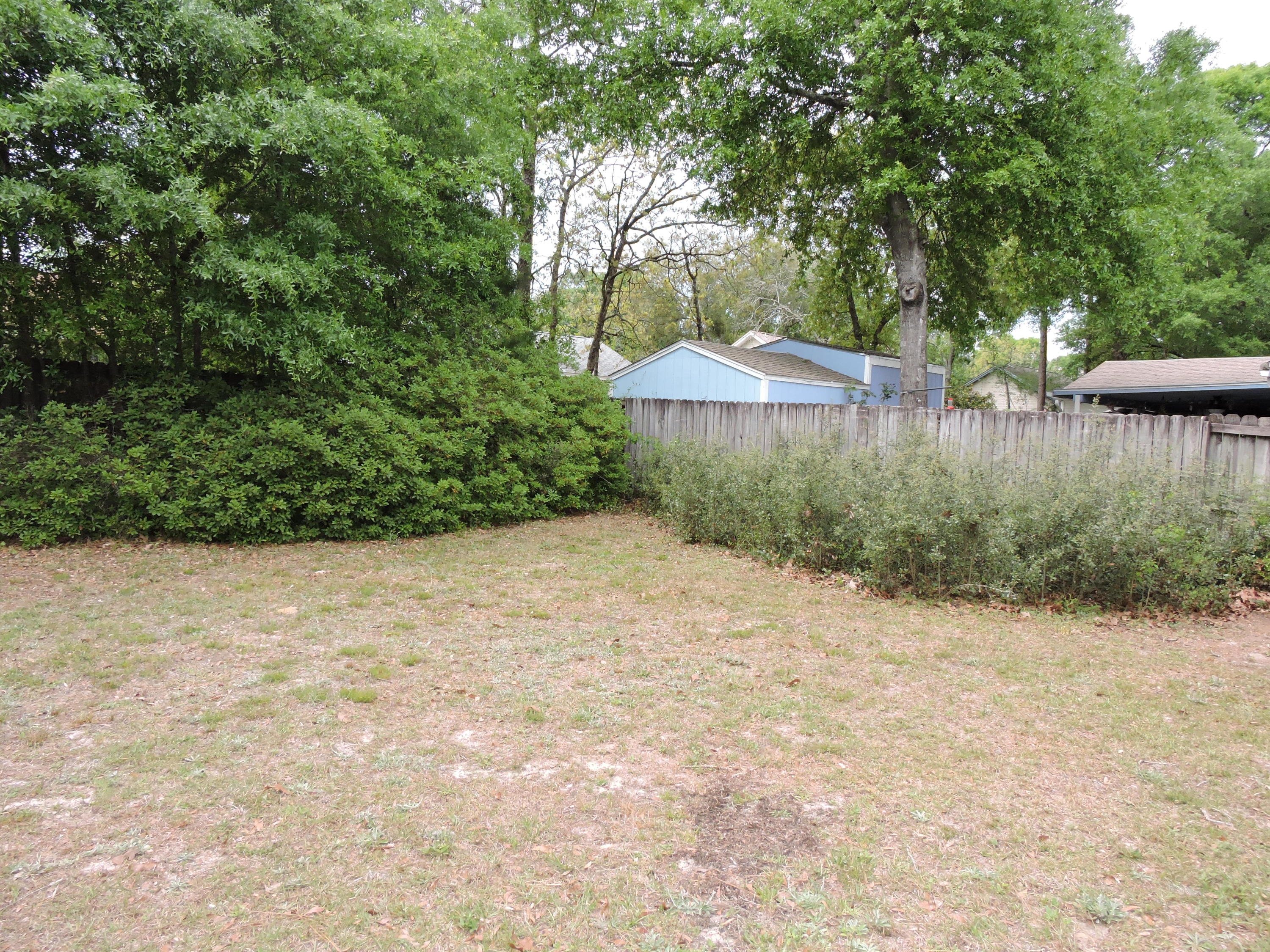 SHOAL TERRACE ESTATES - Residential Lease