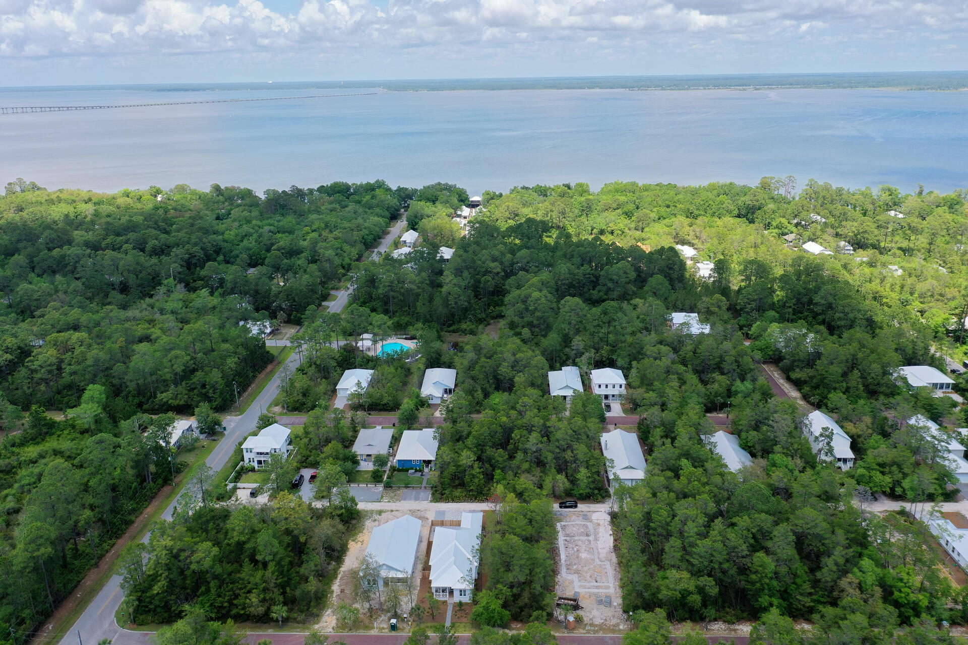 GRAYTON BAYOU - Land