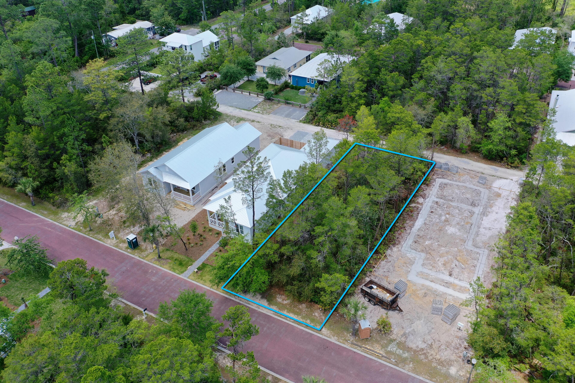 GRAYTON BAYOU - Land