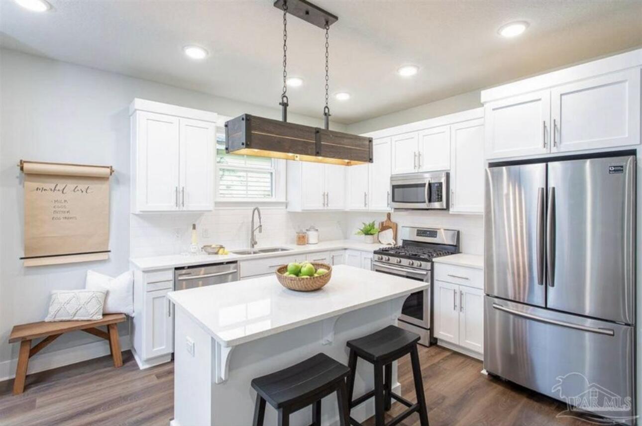 Downtown Pensacola, South Pensacola, St. John's Coalition - Residential Lease