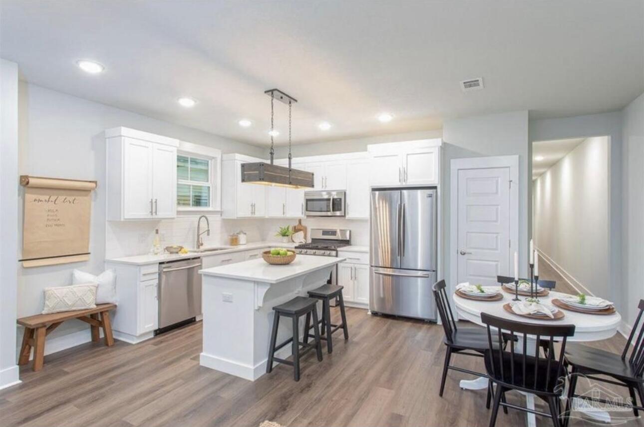Downtown Pensacola, South Pensacola, St. John's Coalition - Residential Lease
