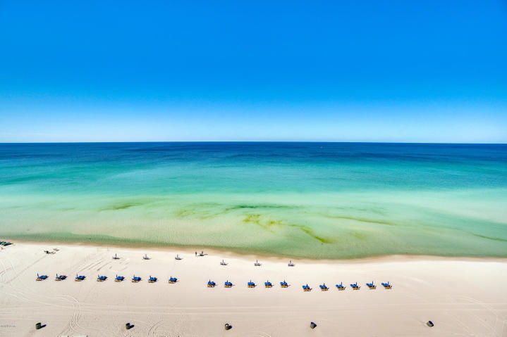 MAJESTIC BEACH TOWERS I - Residential