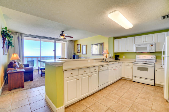 MAJESTIC BEACH TOWERS I - Residential