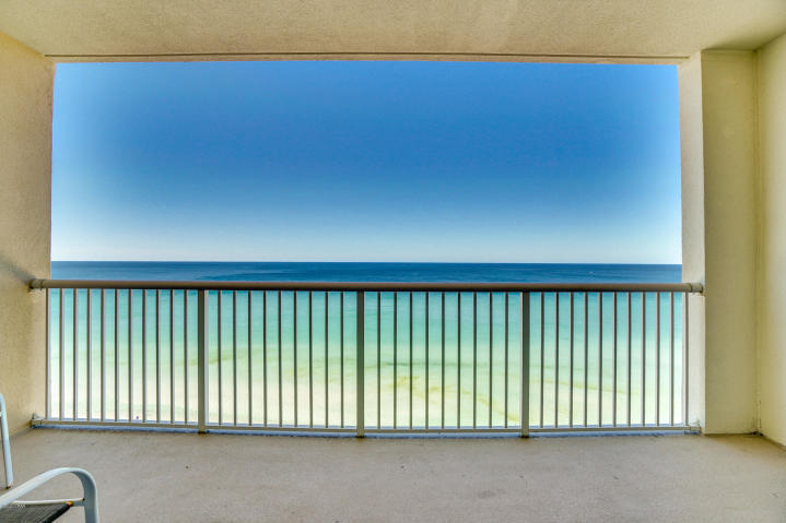 MAJESTIC BEACH TOWERS I - Residential