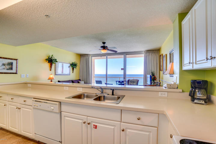 MAJESTIC BEACH TOWERS I - Residential