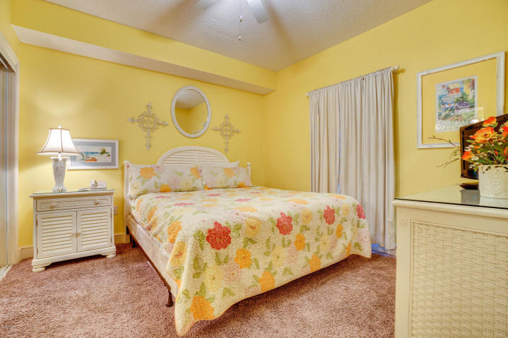 MAJESTIC BEACH TOWERS I - Residential