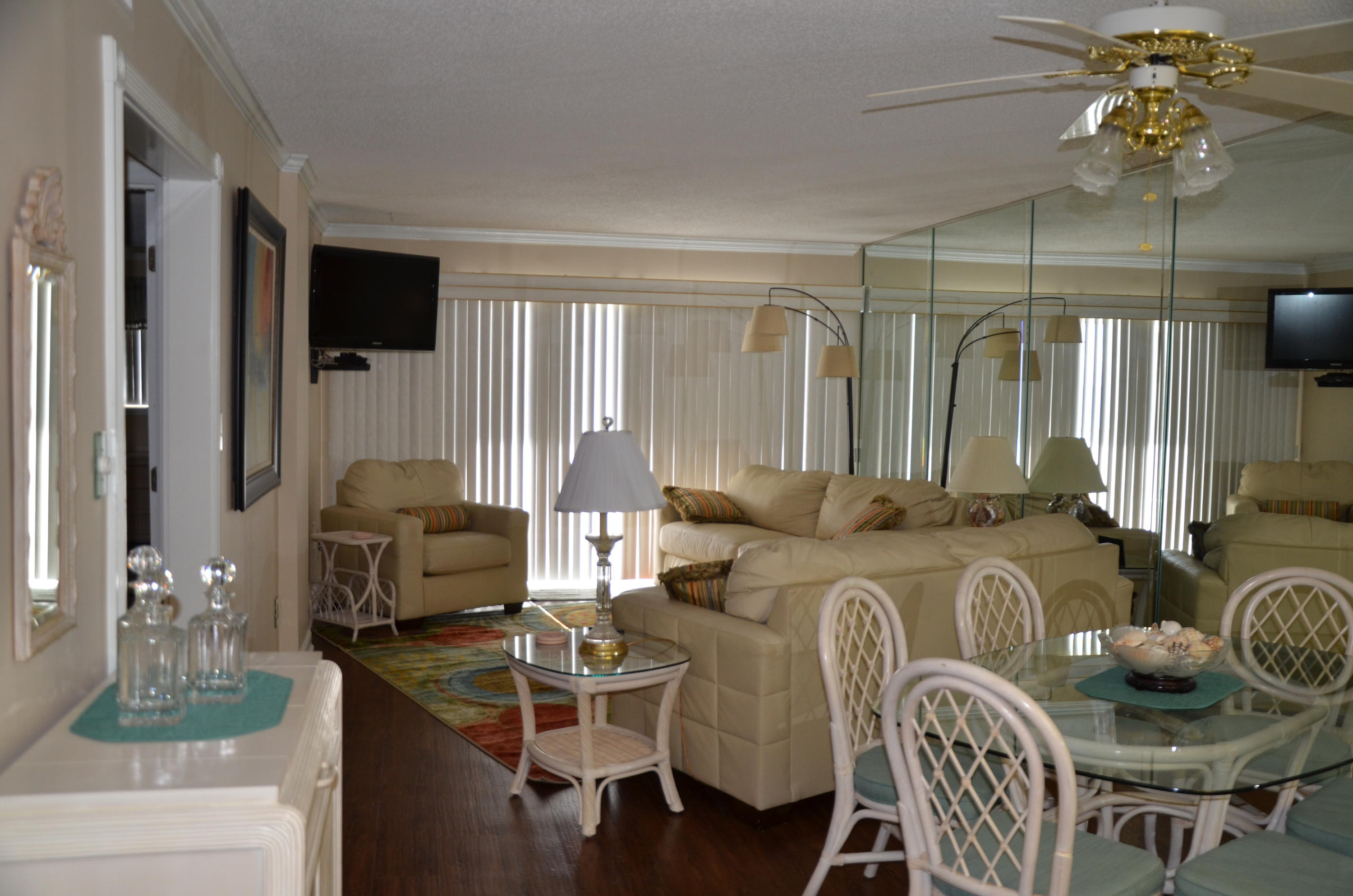 REGENCY TOWERS CONDO - Residential