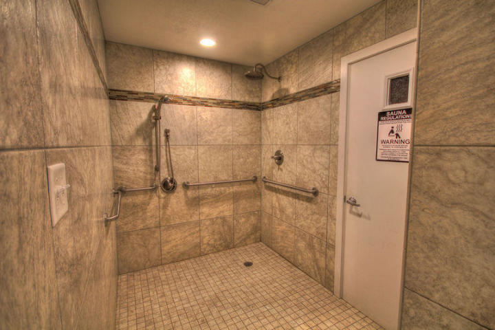 EL MATADOR CONDO - Residential Lease