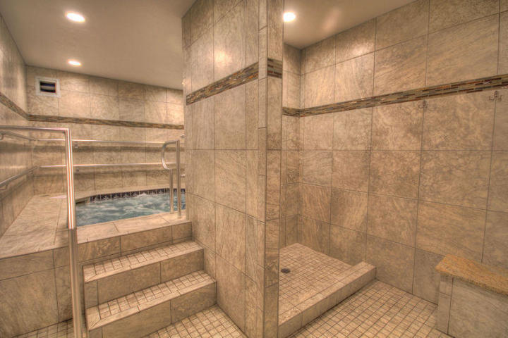 EL MATADOR CONDO - Residential Lease