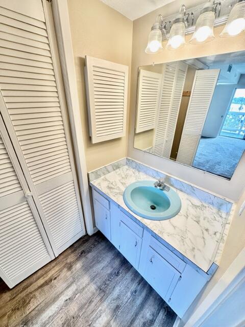 EL MATADOR CONDO - Residential Lease
