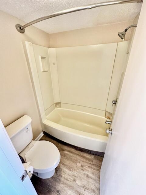 EL MATADOR CONDO - Residential Lease