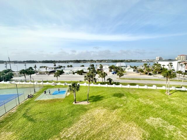 EL MATADOR CONDO - Residential Lease