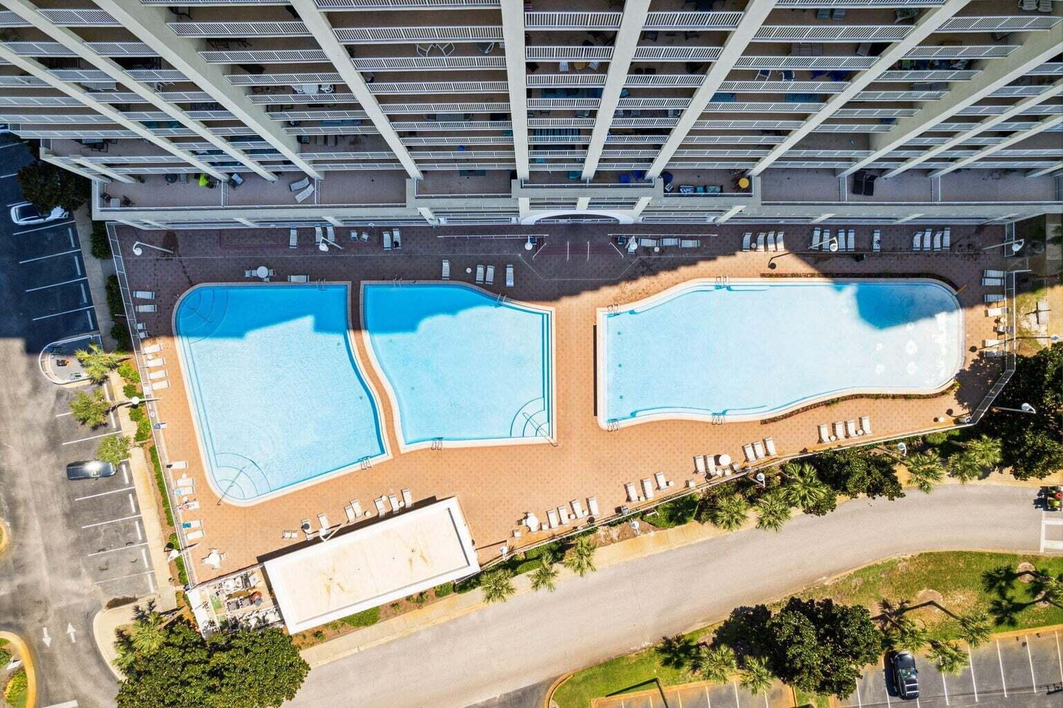 ARIEL DUNES II - Residential