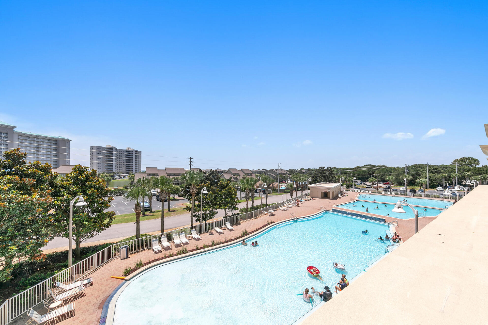 ARIEL DUNES II - Residential