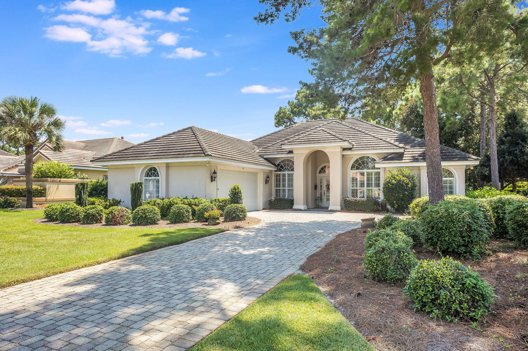 Lovely Home in Emerald Bay in gated golf course community.  3 bedrooms, 2 baths, pool, and much more!