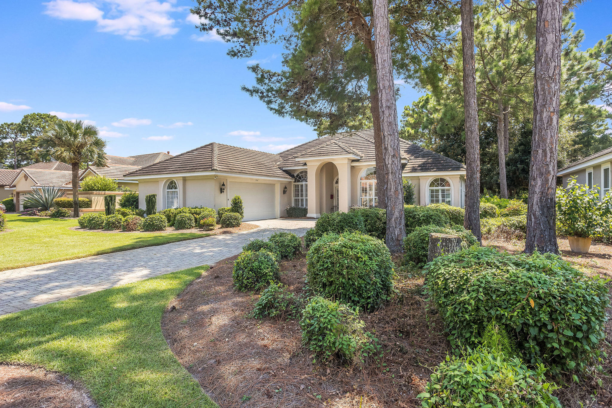 EMERALD BAY PH 1A - Residential