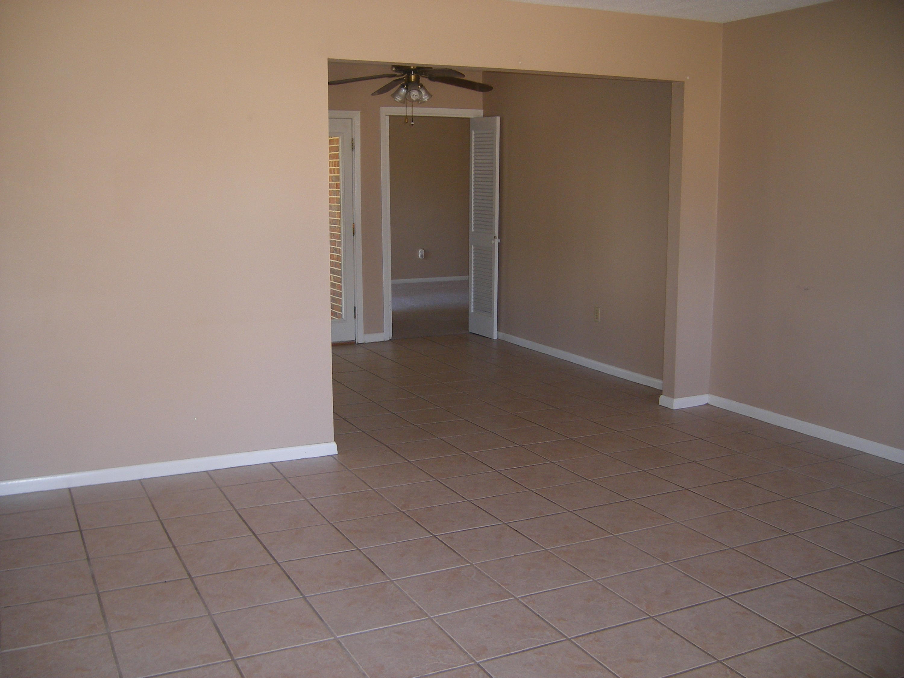 PORT DIXIE - Residential Lease