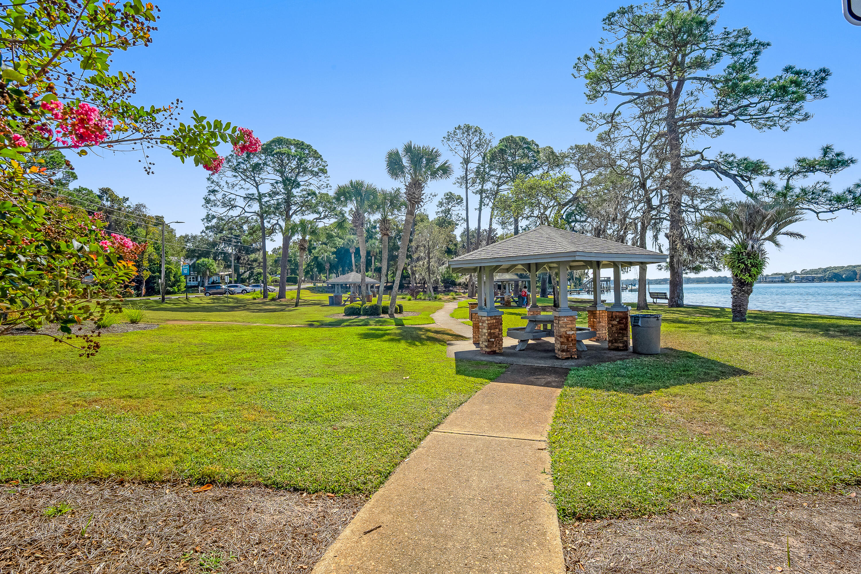 DANA POINTE - Residential Lease
