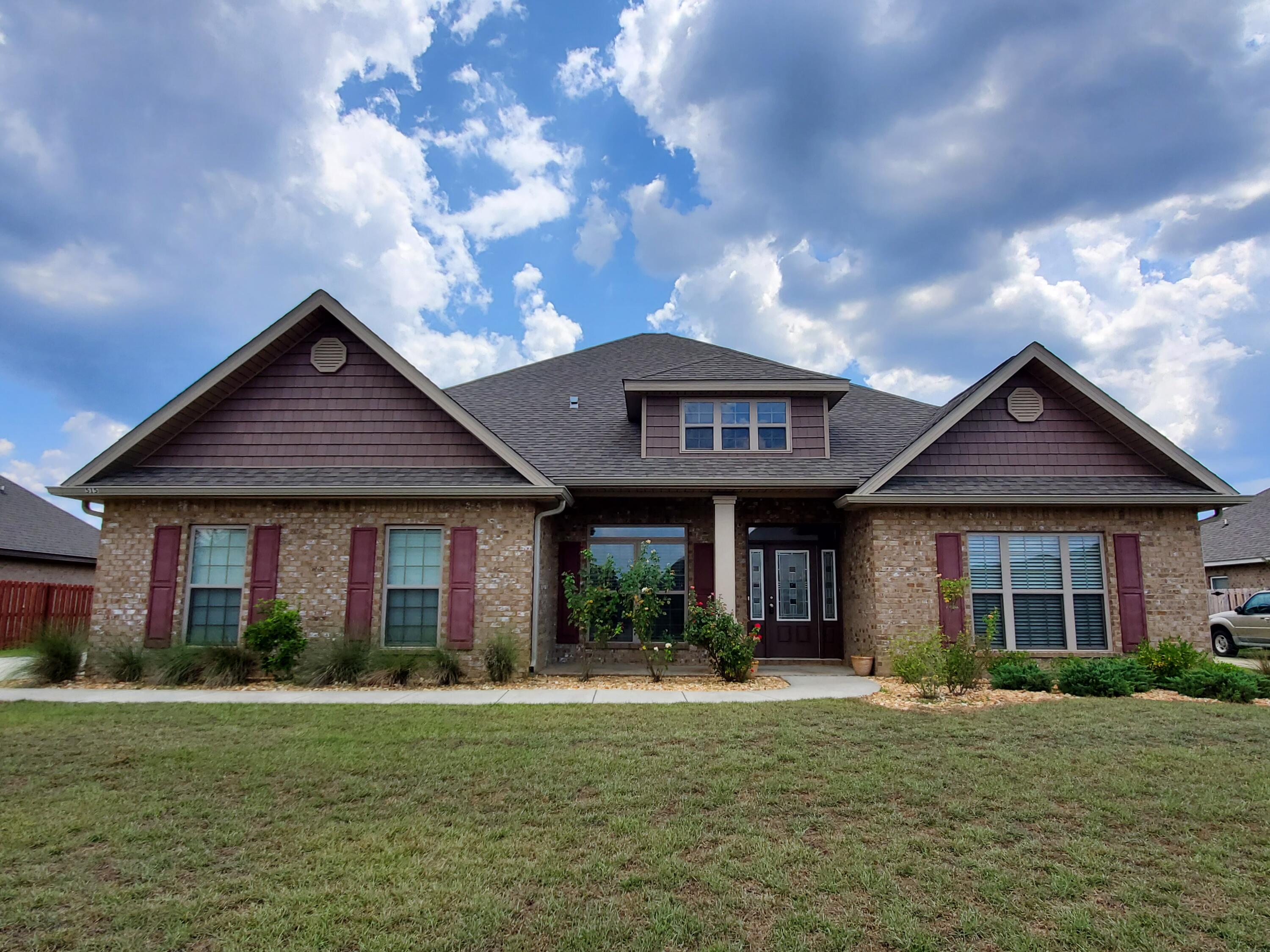 Redstone Commons - Residential Lease