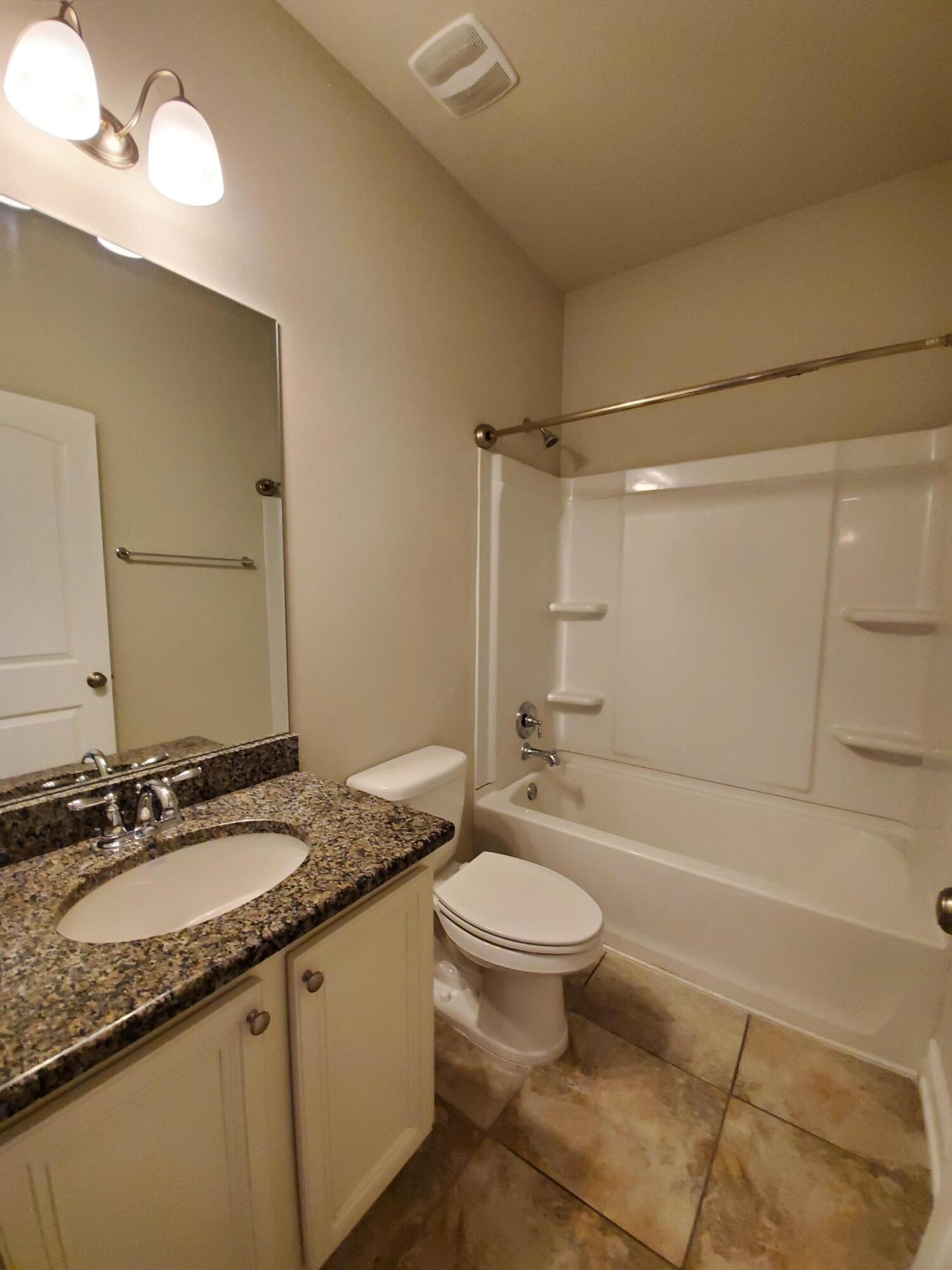 Redstone Commons - Residential Lease