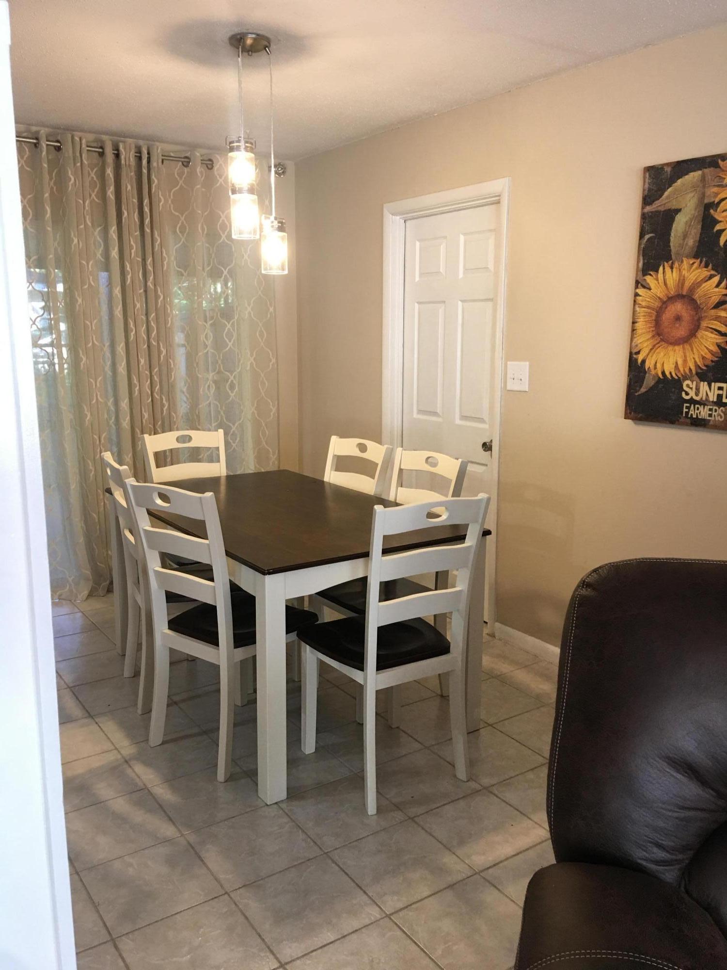 PORT DIXIE - Residential Lease