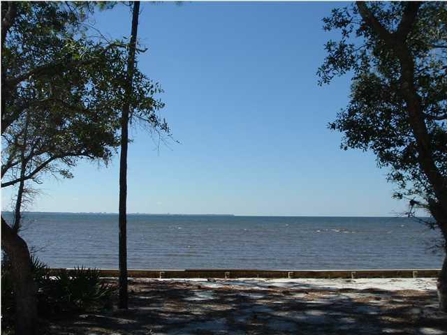 Bay Harbour - Land