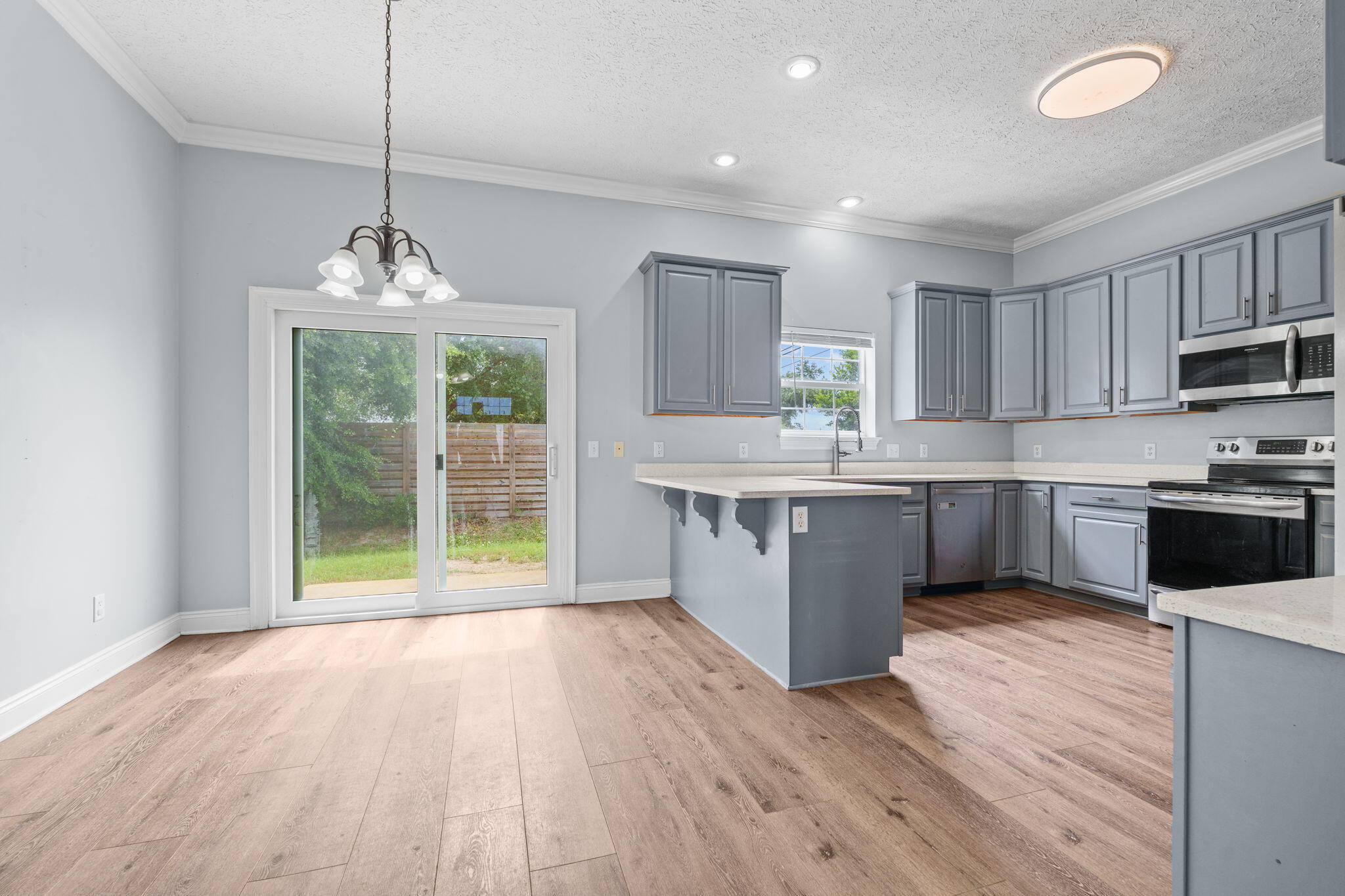 PELICAN BAY - Residential