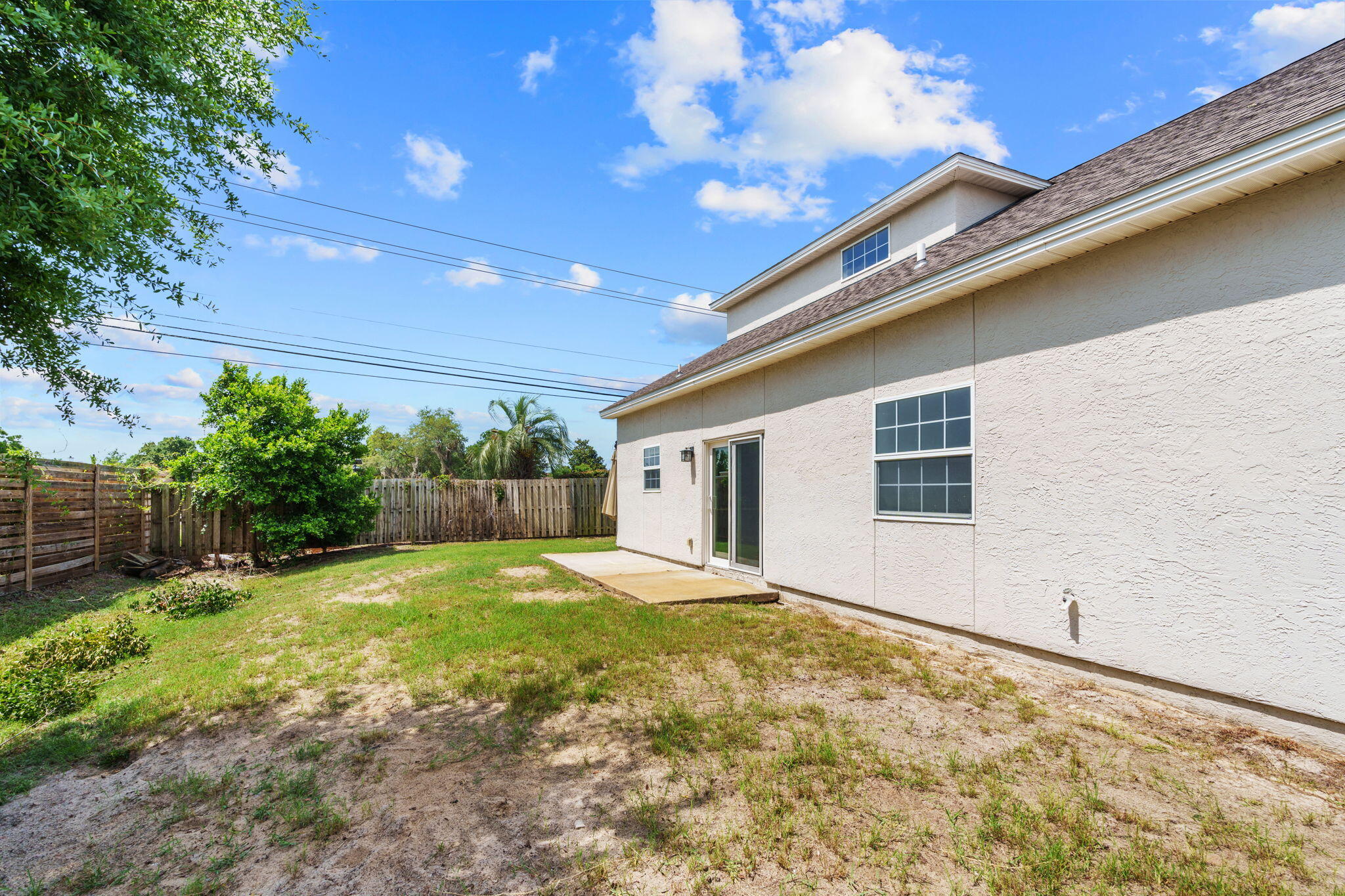 PELICAN BAY - Residential