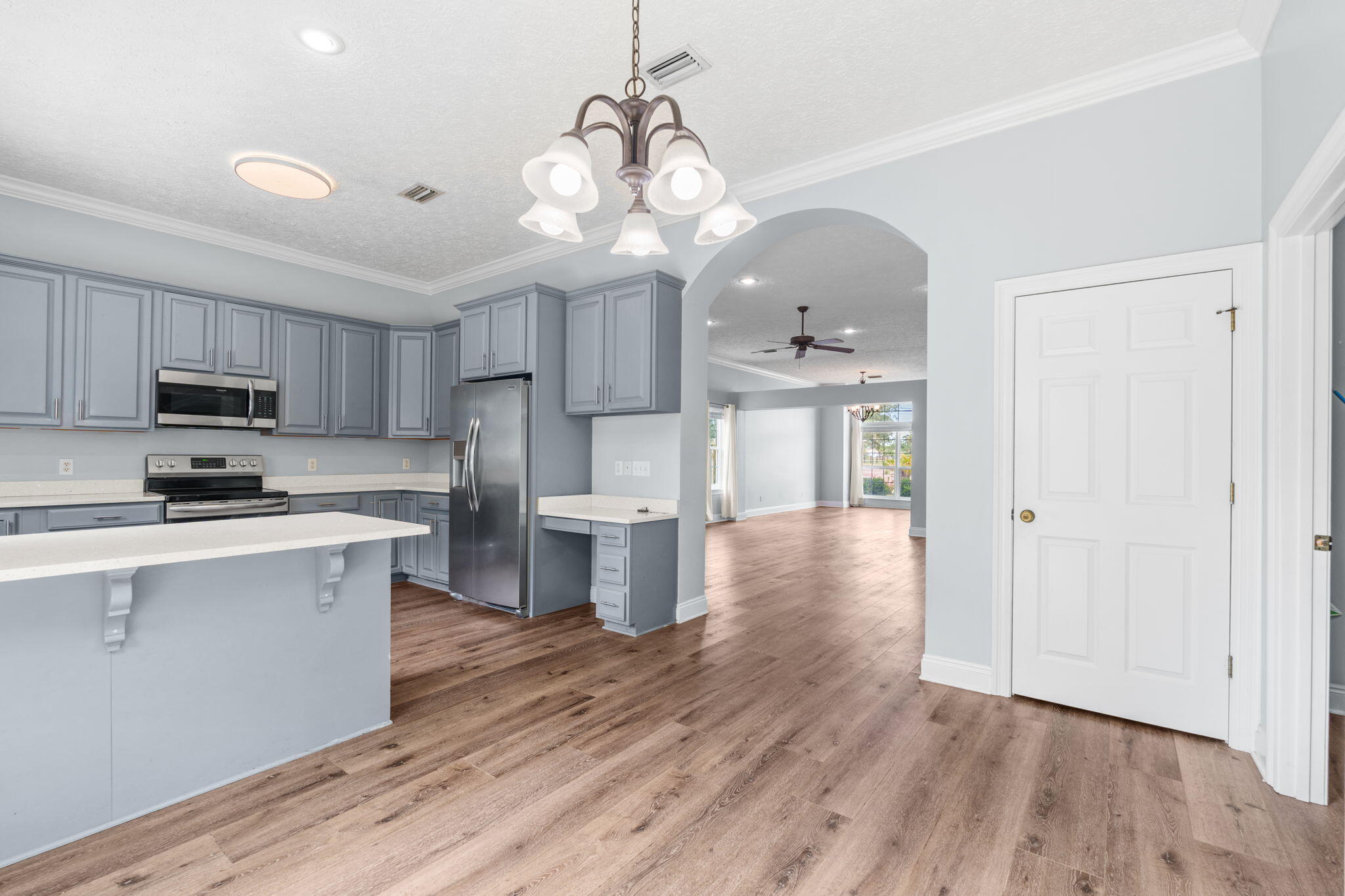 PELICAN BAY - Residential