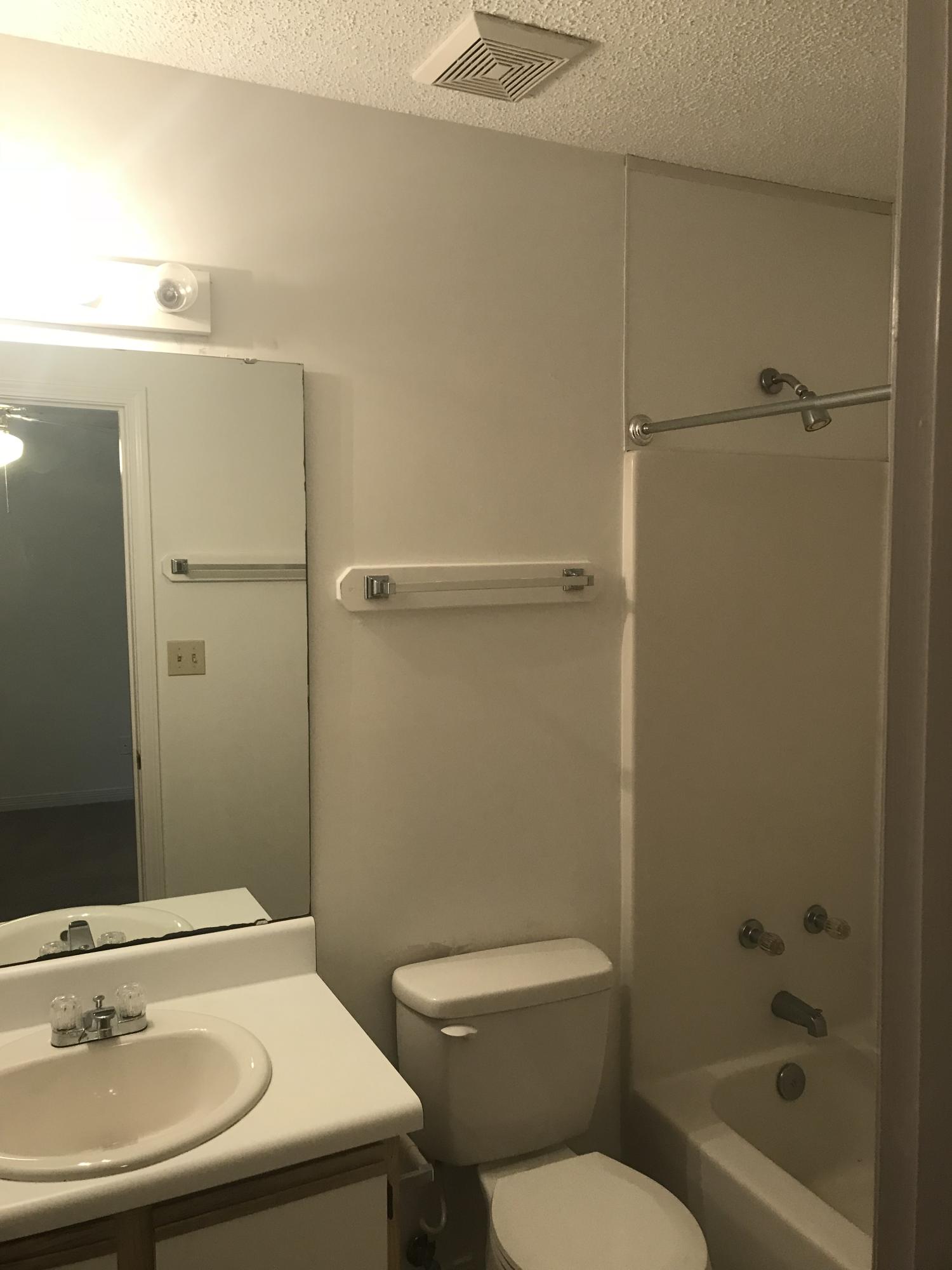 BRADFORD PLACE APT S/D - Residential Lease