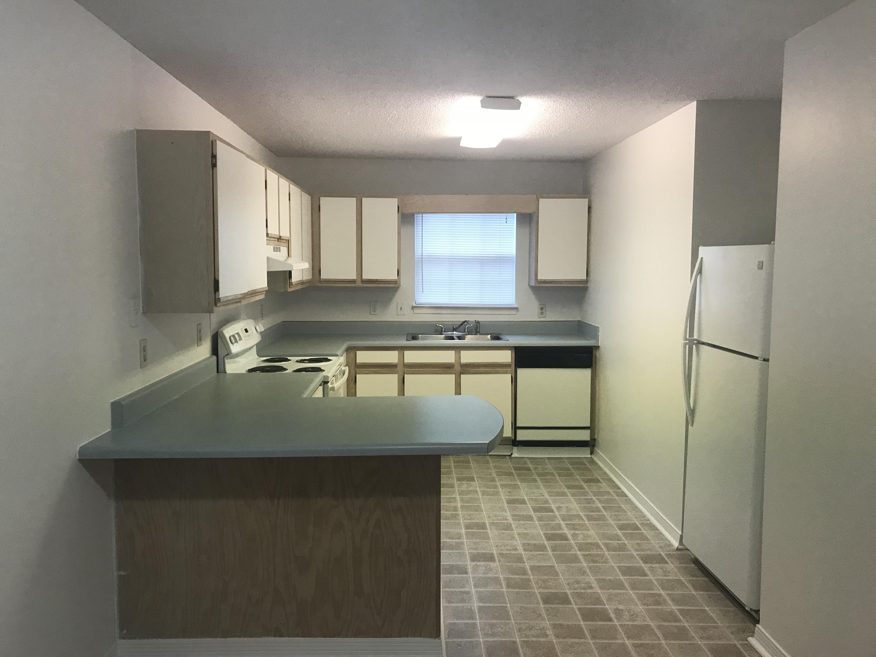 BRADFORD PLACE APT S/D - Residential Lease
