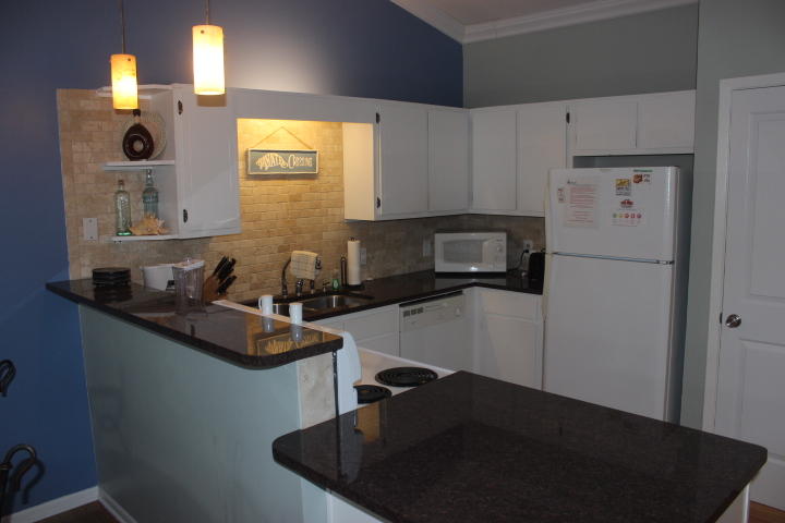 CHATEAU LA MER CONDO 2 - Residential