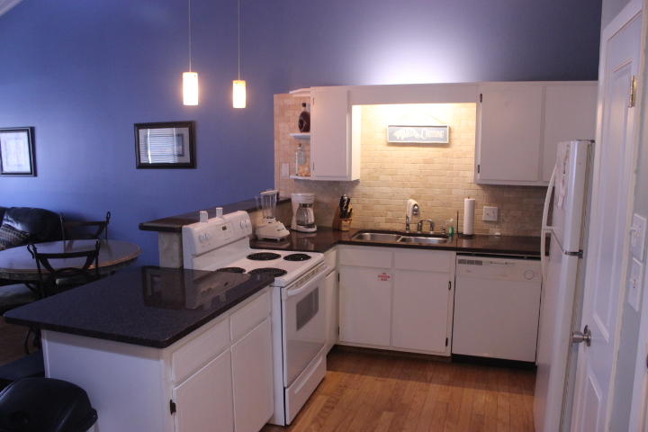 CHATEAU LA MER CONDO 2 - Residential