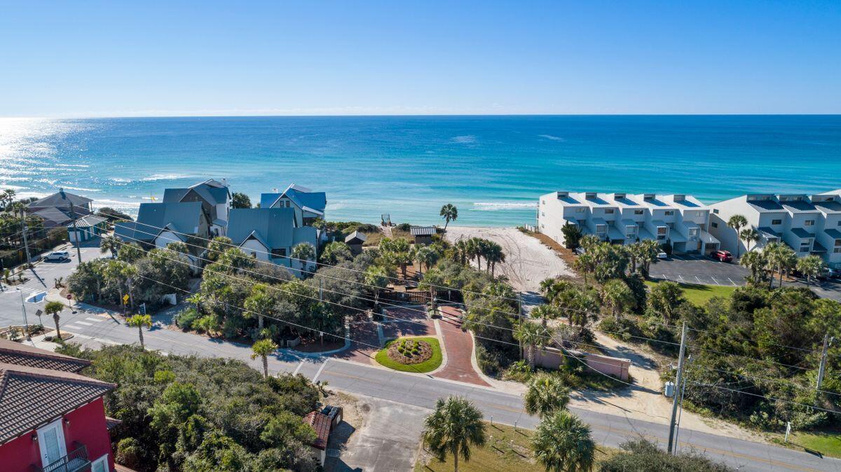 REDFISH VILLAGE - Residential