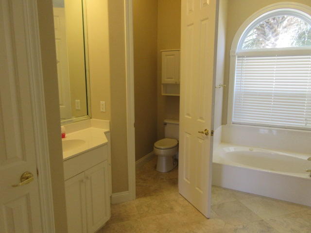 EMERALD LAKES PH 1 - Residential