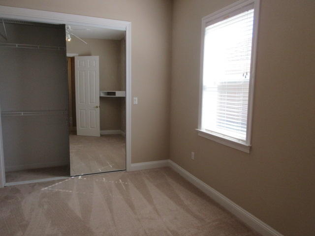 EMERALD LAKES PH 1 - Residential