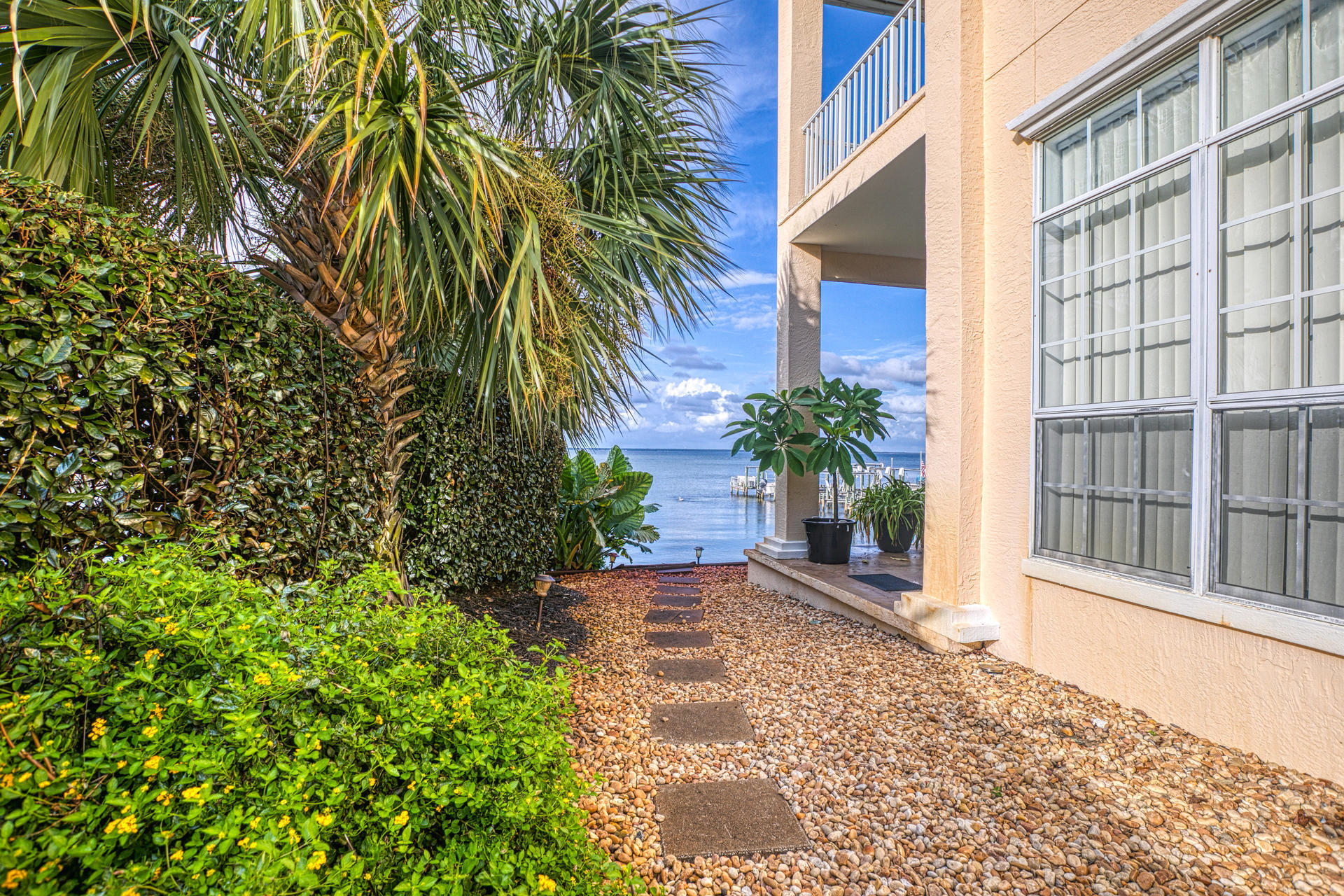 OAK HARBOUR CONDO - Residential