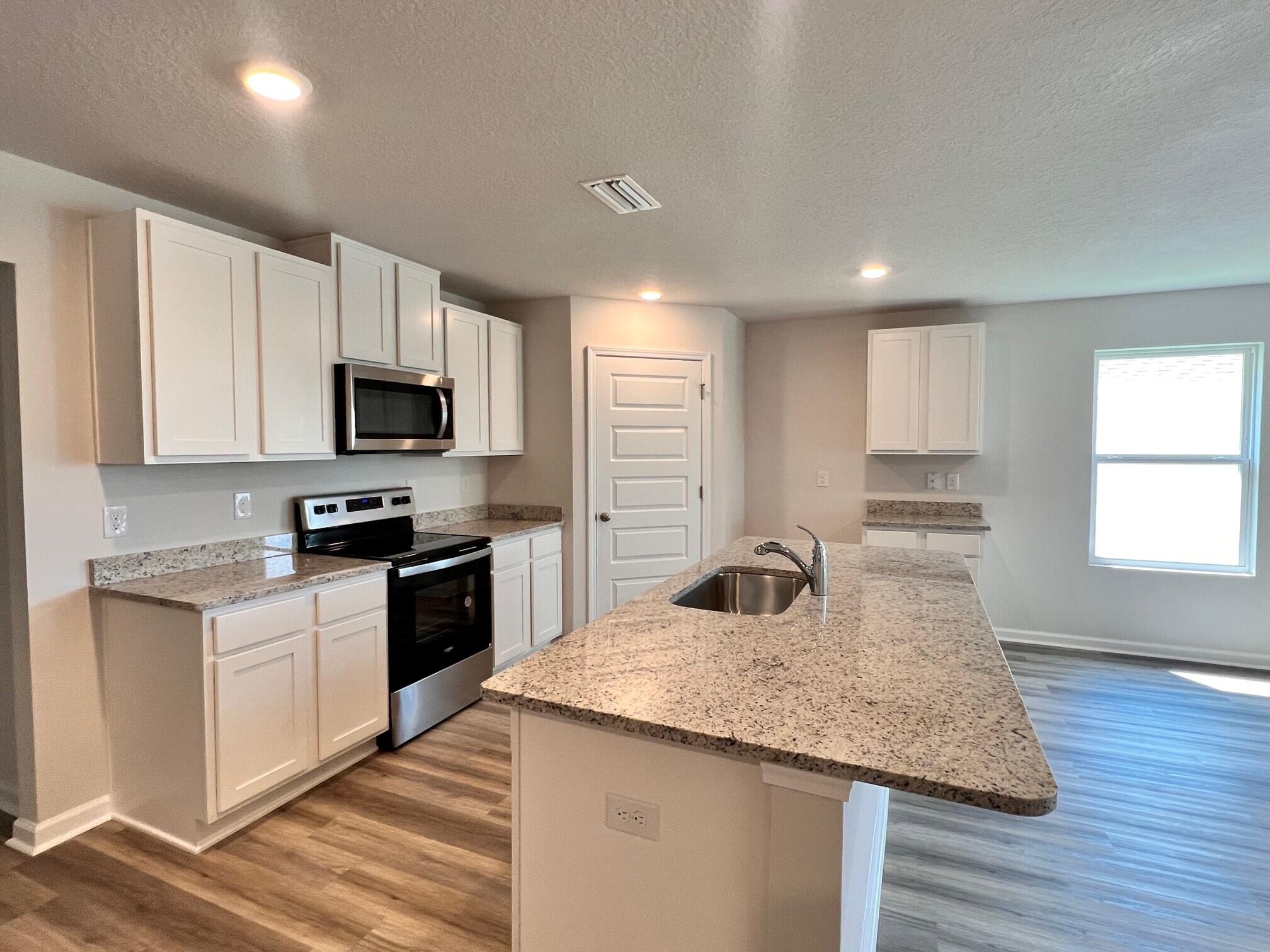BOOKER ESTATES - Residential