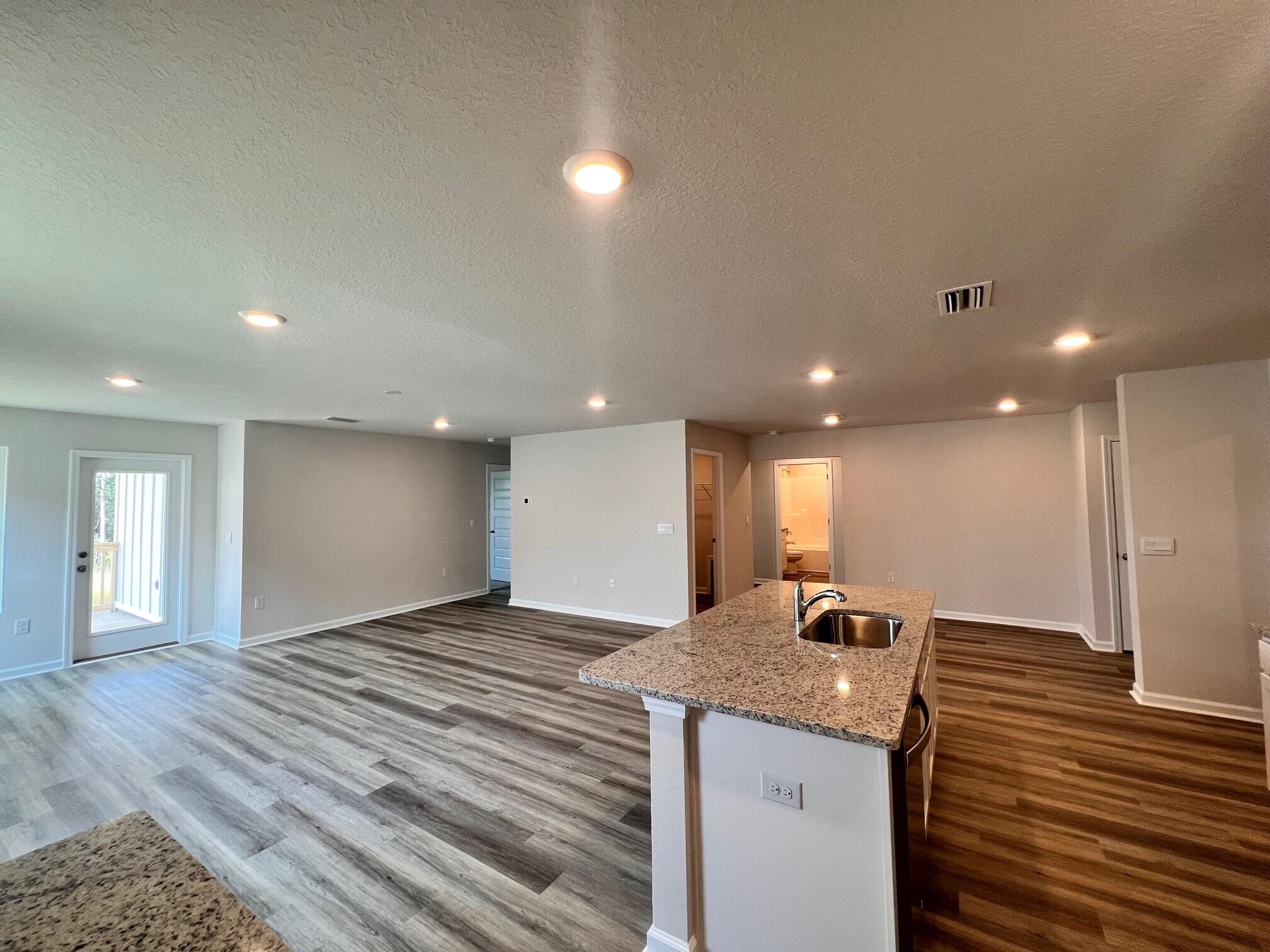 BOOKER ESTATES - Residential