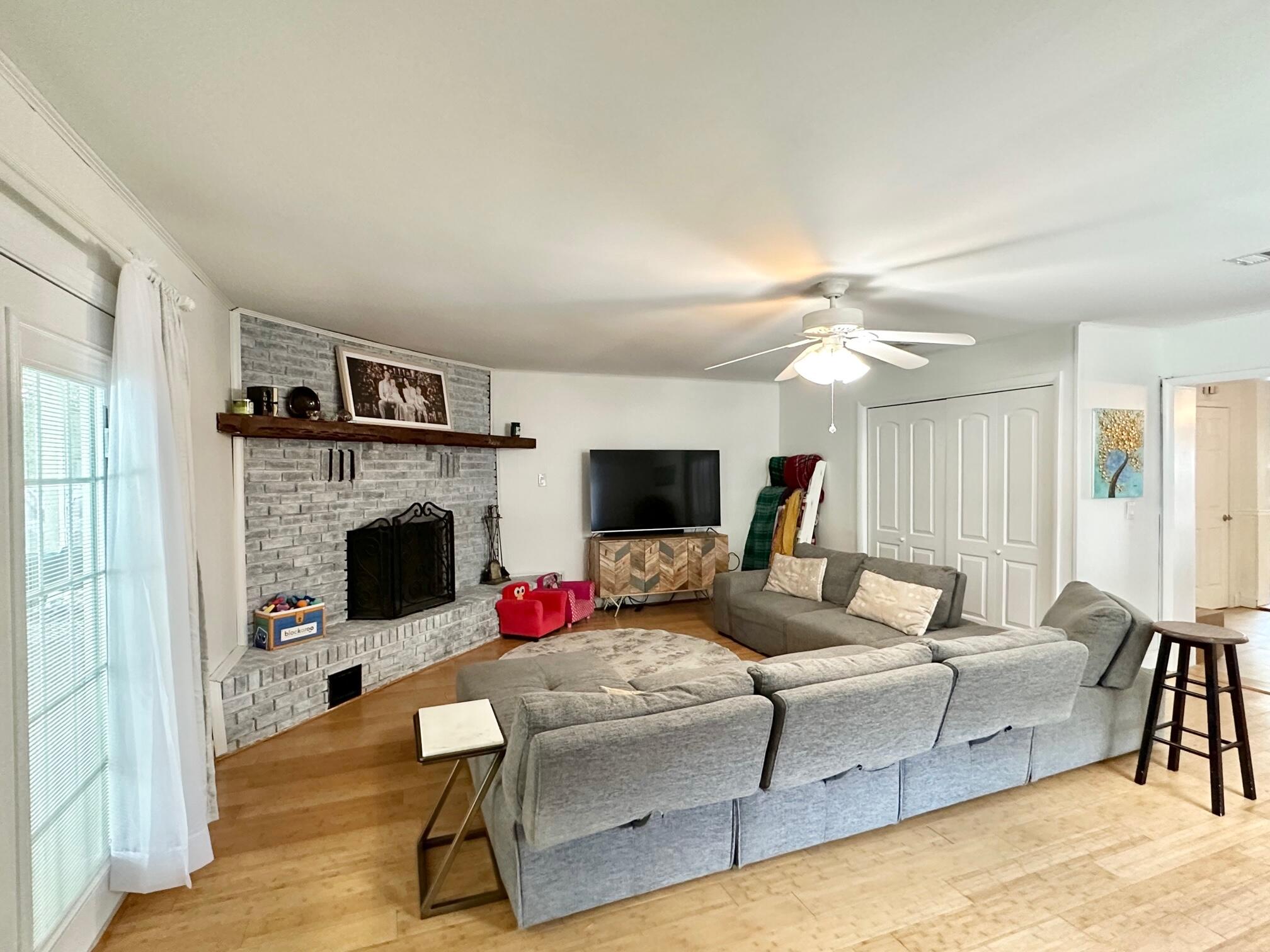 VALPARAISO PLAT 16 - Residential Lease