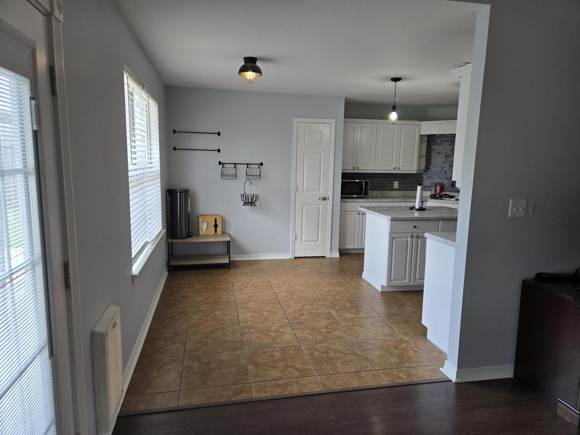 COUNTRYVIEW ESTATES 4TH ADDN PH 4 - Residential Lease