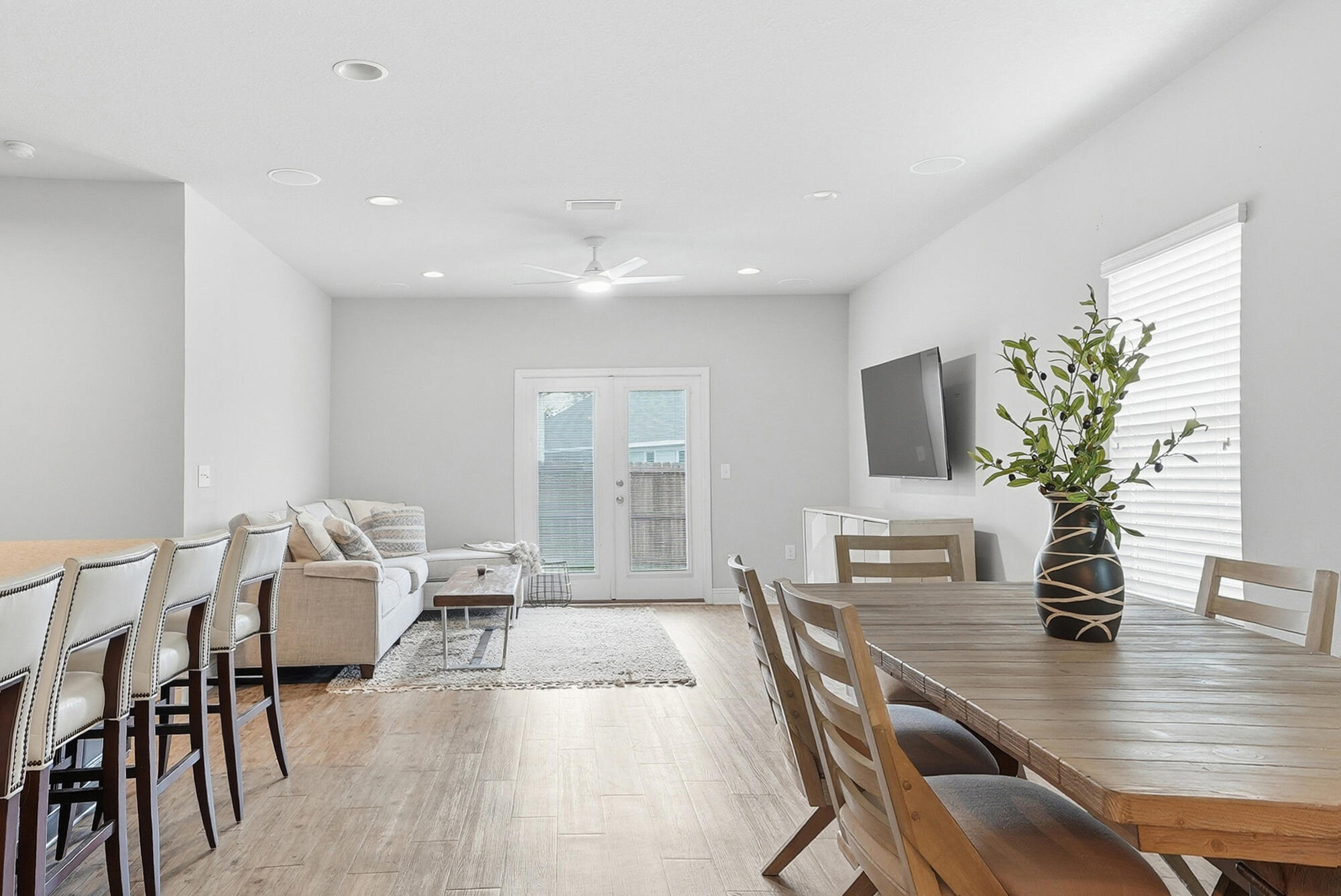 LAGRANGE LANDING - Residential