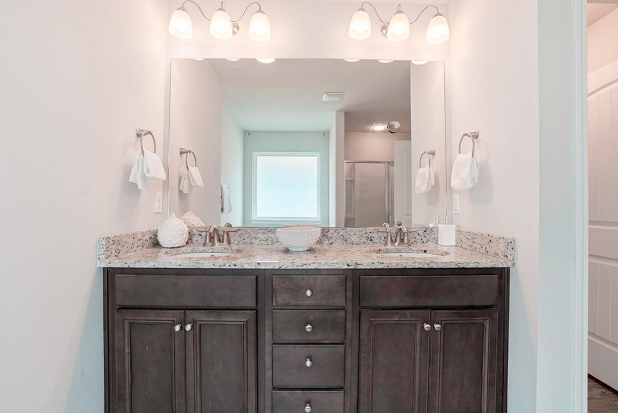 LAGRANGE LANDING - Residential